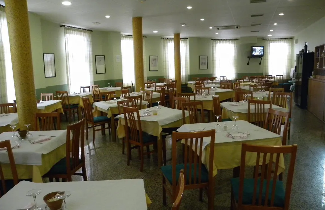 Hostal Las Fuentes-1